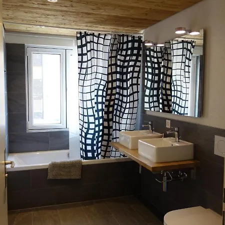 Appartement Haus Rhaetikon 1. Og, Links *