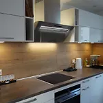 Haus Rhaetikon 1. Og, Links *