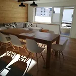 Haus Rhaetikon 1. Og, Links Appartement *