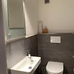 Haus Rhaetikon 1. Og, Links *