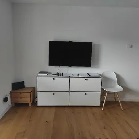 Haus Rhaetikon 1. Og, Links Davos