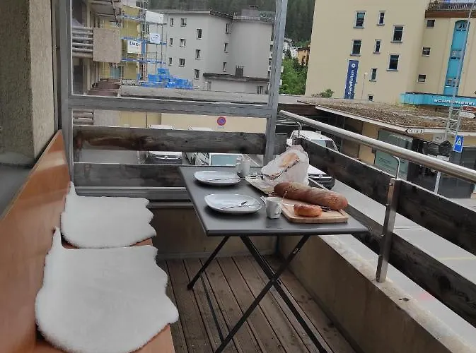 Haus Rhaetikon 1. Og, Links Apartmán